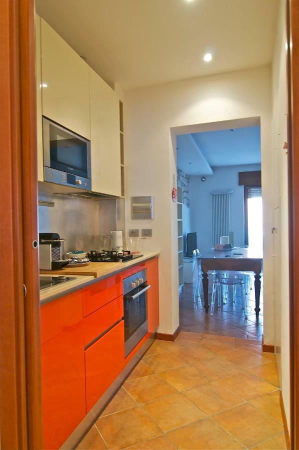 Ospitati - Civico 95 Apartment เวโรนา ภายนอก รูปภาพ